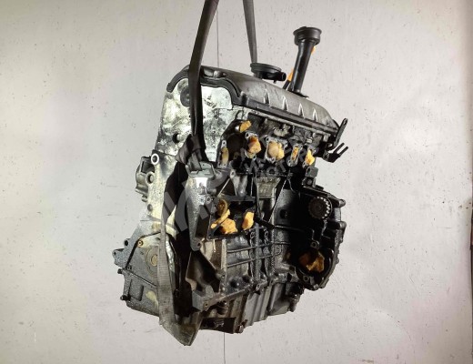 Двигатель  Volkswagen Transporter T5 (7H) 2003-2015