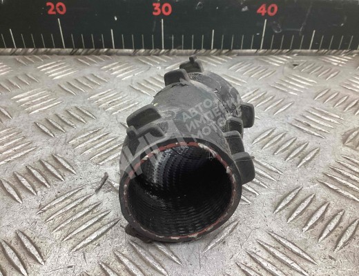 Патрубок интеркулера Audi A6 C6 (4F) 2004-2008  Audi A6 A6 C6 (4F) 2004-2008