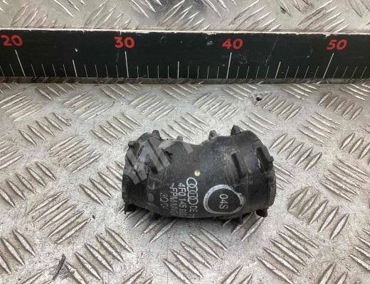 Патрубок интеркулера Audi A6 C6 (4F) 2004-2008  Audi A6 A6 C6 (4F) 2004-2008