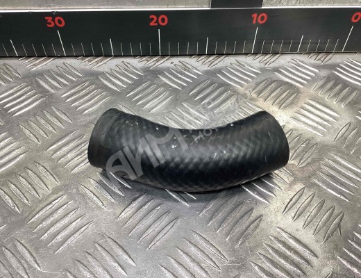 Патрубок турбины Toyota Avensis I (T220) 1997-2003  Toyota Avensis Avensis I (T220) 1997-2003