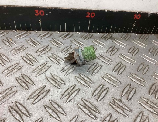 Датчик температуры охлаждающей жидкости Renault Midlum I 2000-2006  Renault Midlum Midlum I 2000-2006