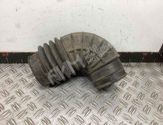 Патрубок воздушного фильтра Renault Midlum I 2000-2006  Renault Midlum Midlum I 2000-2006