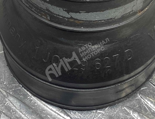 Патрубок турбины Volkswagen Golf V (1K) 2004-2009  Volkswagen Golf Golf V (1K) 2004-2009