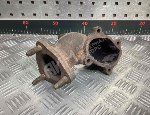 Труба приемная глушителя Nissan Primera II (P11) 1996-2002  Nissan Primera Primera II (P11) 1996-2002