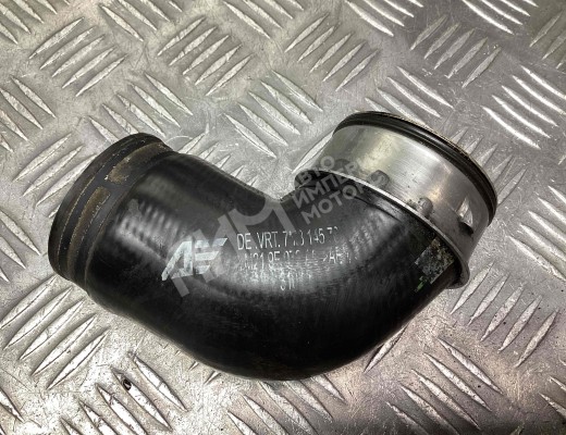 Патрубок интеркулера Volkswagen Sharan I (7M) 2000-2003 рестайлинг  Volkswagen Sharan Sharan I (7M) 2000-2003 рестайлинг