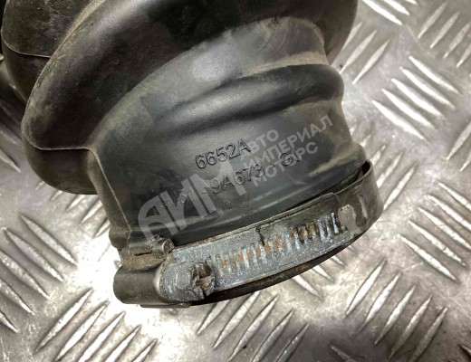 Патрубок воздушного фильтра Ford C-Max I (C214) 2003-2007  Ford C-Max C-Max I (C214) 2003-2007