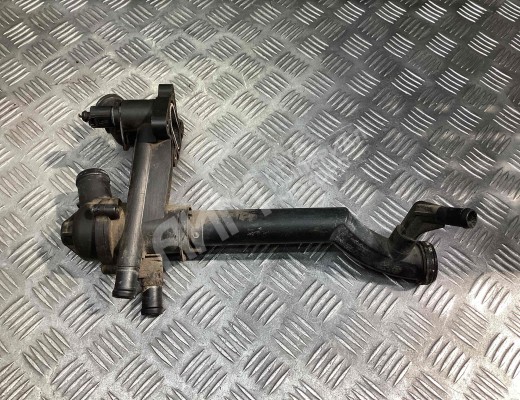 Корпус термостата Volkswagen Polo IV (9N) 2001-2005  Volkswagen Polo Polo IV (9N) 2001-2005