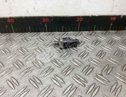 Датчик давления топлива Renault Midlum I 2000-2006  Renault Midlum Midlum I 2000-2006