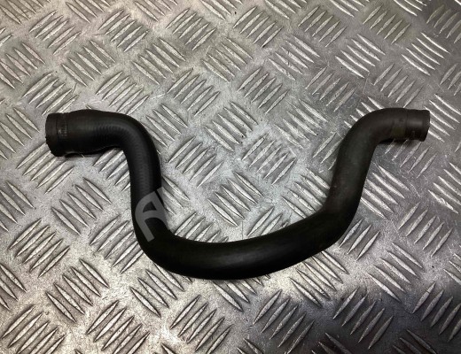 Патрубок (трубопровод, шланг) Mercedes C (W203) 2000-2004  Mercedes C C (W203) 2000-2004