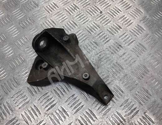 Кронштейн КПП Seat Alhambra I (7M) 2000-2010 рестайлинг  Seat Alhambra Alhambra I (7M) 2000-2010 рестайлинг