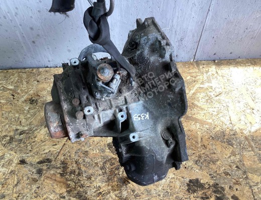 КПП механическая (МКПП) 5-ступенчатая Opel Zafira B 2005-2008  Opel Zafira Zafira B 2005-2008