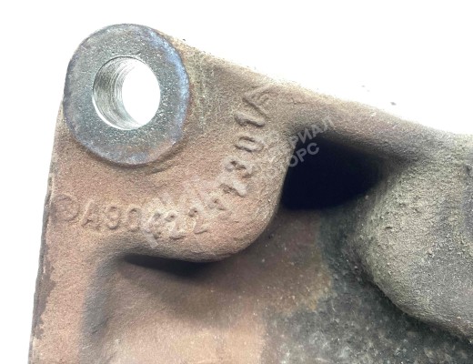 Кронштейн двигателя Mercedes Vario (W670) 1996-2013  Mercedes Vario Vario (W670) 1996-2013