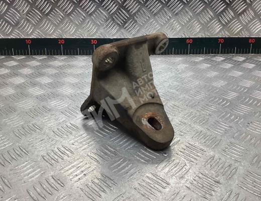 Кронштейн двигателя Mercedes Vario (W670) 1996-2013  Mercedes Vario Vario (W670) 1996-2013