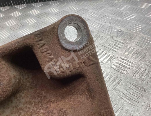 Кронштейн двигателя Mercedes Vario (W670) 1996-2013  Mercedes Vario Vario (W670) 1996-2013