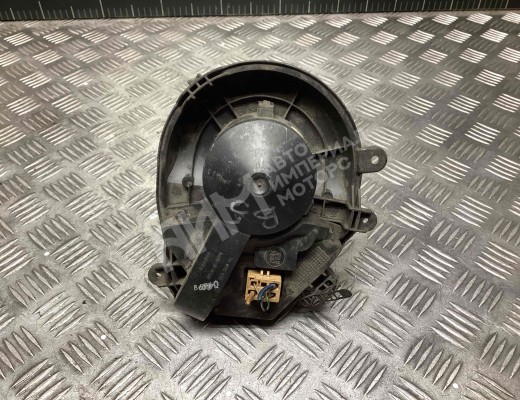 Моторчик печки Audi A4 B5 (8D) 1994-1999  Audi A4 A4 B5 (8D) 1994-1999