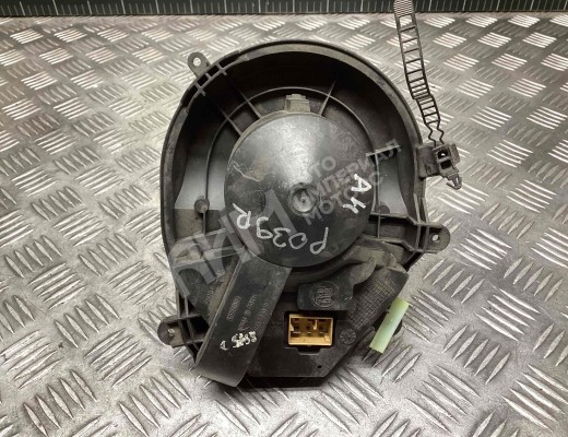 Моторчик печки Audi A4 B5 (8D) 1994-1999  Audi A4 A4 B5 (8D) 1994-1999