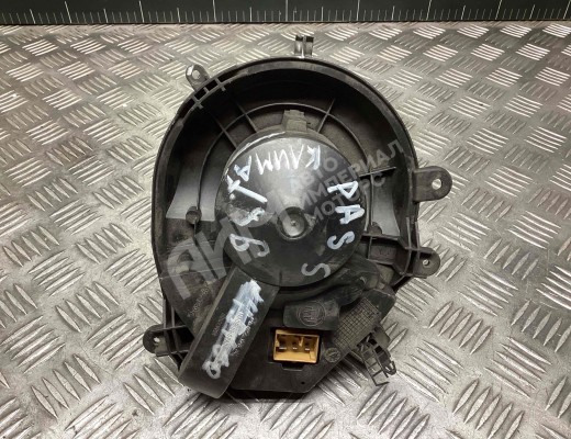 Моторчик печки Audi A4 B5 (8D) 1994-1999  Audi A4 A4 B5 (8D) 1994-1999