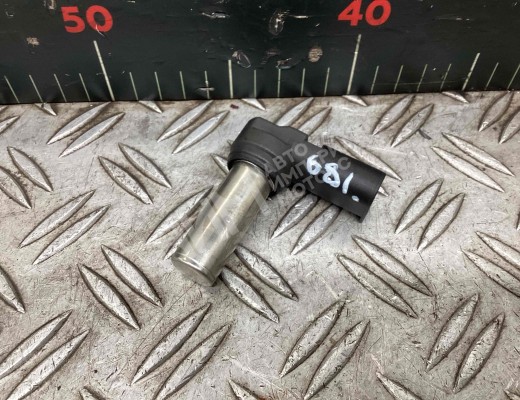 Датчик коленвала Mercedes Vario (W670) 1996-2013  Mercedes Vario Vario (W670) 1996-2013