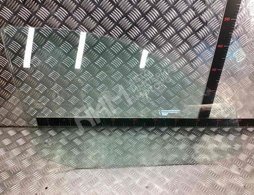 Стекло двери передней правой Volkswagen Golf IV (1J) 1997-2004  Volkswagen Golf Golf IV (1J) 1997-2004