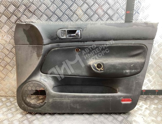 Обшивка двери передней правой (дверная карта) Volkswagen Golf IV (1J) 1997-2004  Volkswagen Golf Golf IV (1J) 1997-2004