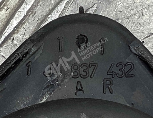 Уплотнитель стекла двери (бархотка) Volkswagen Golf IV (1J) 1997-2004  Volkswagen Golf Golf IV (1J) 1997-2004