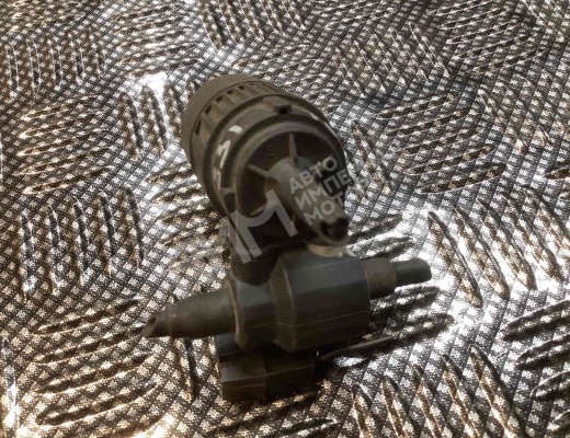 Насос (моторчик) омывателя стекла Opel Astra F 1991-1998  Opel Astra Astra F 1991-1998
