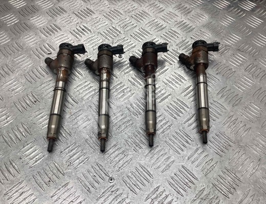 Форсунка Kia Sportage IV (QL) 2016-2018  Kia Sportage Sportage IV (QL) 2016-2018