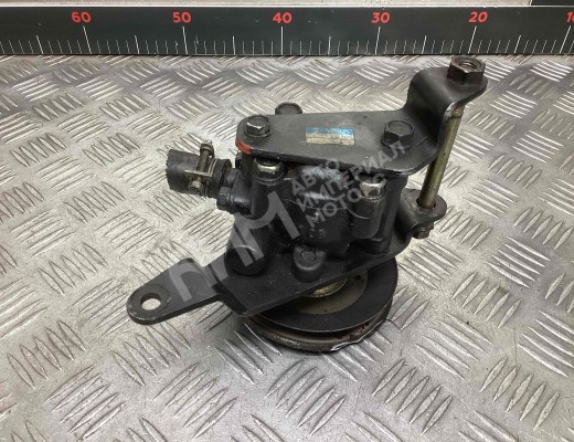 Насос гидроусилителя руля Nissan Sunny (N14) 1990-1995  Nissan Sunny Sunny (N14) 1990-1995