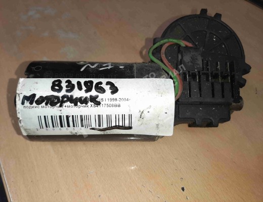 Моторчик передних стеклоочистителей (дворников) Ford Focus I 1998-2001  Ford Focus Focus I 1998-2001