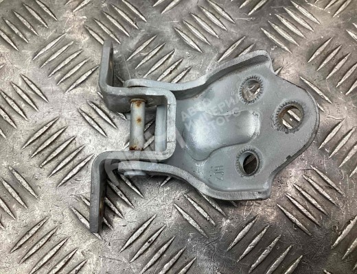Петля двери передней левой  Hyundai Terracan (HP) 2001-2007