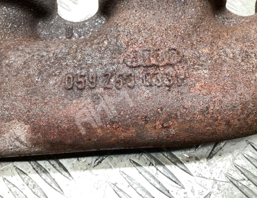 Коллектор выпускной Audi A6 C6 (4F) 2004-2008  Audi A6 A6 C6 (4F) 2004-2008