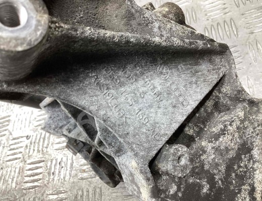 Кронштейн гидроусилителя Audi A6 C6 (4F) 2004-2008  Audi A6 A6 C6 (4F) 2004-2008