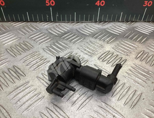 Клапан электромагнитный Volkswagen Golf IV (1J) 1997-2004  Volkswagen Golf Golf IV (1J) 1997-2004