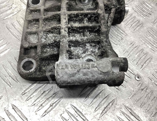 Кронштейн компрессора кондиционера Audi A6 C6 (4F) 2004-2008  Audi A6 A6 C6 (4F) 2004-2008