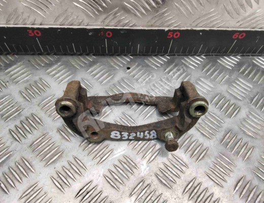 Скоба суппорта переднего Skoda Felicia (6U) 1994-2001  Skoda Felicia Felicia (6U) 1994-2001