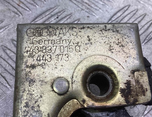 Замок двери передней левой Audi 100 C3 1982-1991  Audi 100 100 C3 1982-1991