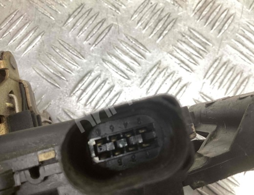 Замок двери передней правой Volkswagen Passat B5 (3B) 1996-2000  Volkswagen Passat Passat B5 (3B) 1996-2000