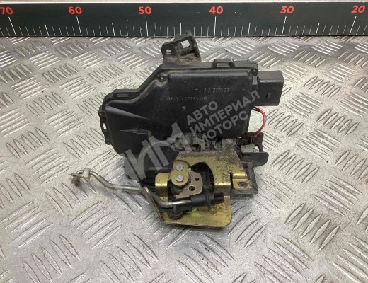 Замок двери передней правой Audi A6 C5 (4B) 1997-2001  Audi A6 A6 C5 (4B) 1997-2001