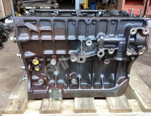 Блок цилиндров Renault Midlum I 2000-2006  Renault Midlum Midlum I 2000-2006