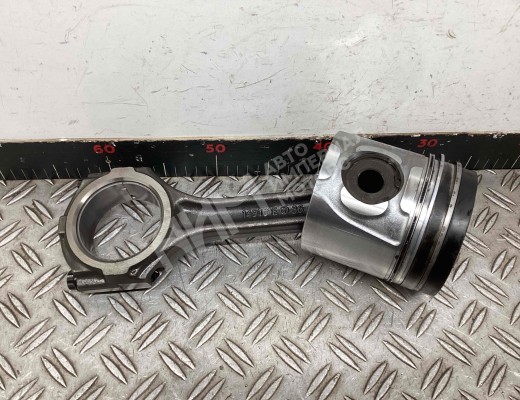 Поршень Renault Midlum I 2000-2006  Renault Midlum Midlum I 2000-2006