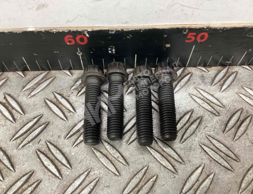 Болт шкива коленвала Renault Midlum I 2000-2006  Renault Midlum Midlum I 2000-2006