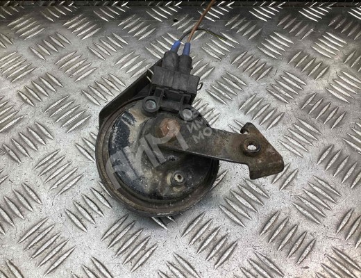 Сигнал (клаксон) Audi A6 C5 (4B) 1997-2001  Audi A6 A6 C5 (4B) 1997-2001
