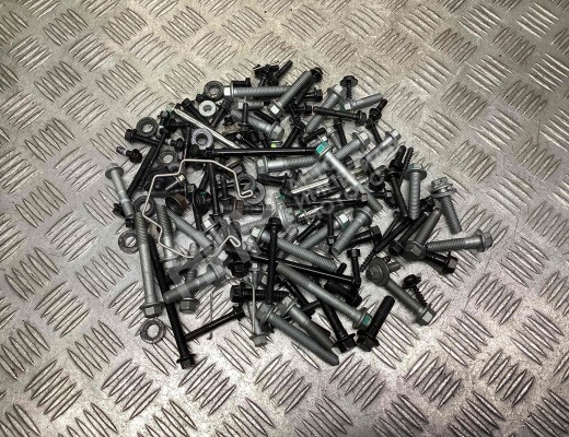 Болт двигателя Geely Tugella (HPBA4) 2022-2024 рестайлинг  Geely Tugella Tugella (HPBA4) 2022-2024 рестайлинг