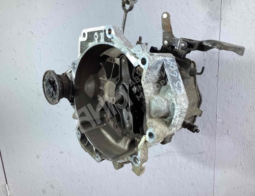 КПП механическая (МКПП) 5-ступенчатая Volkswagen Golf V (1K) 2004-2009  Volkswagen Golf Golf V (1K) 2004-2009