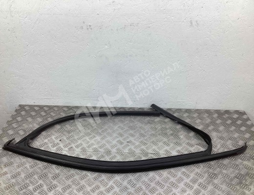 Уплотнитель стекла двери (бархотка) Geely Tugella (HPBA4) 2022-2024 рестайлинг  Geely Tugella Tugella (HPBA4) 2022-2024 рестайлинг