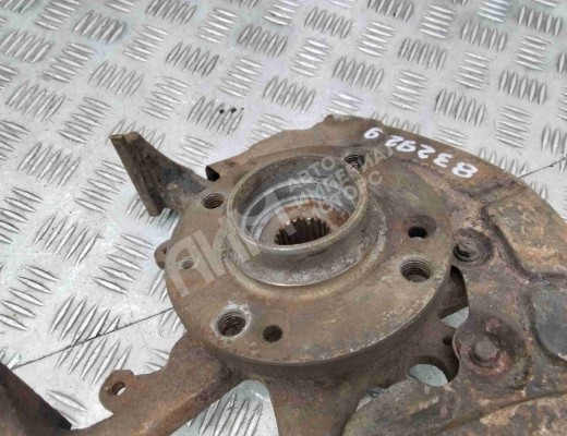 Ступица передняя правая Volkswagen Polo III (6N/6K) 1994-2002  Volkswagen Polo Polo III (6N/6K) 1994-2002