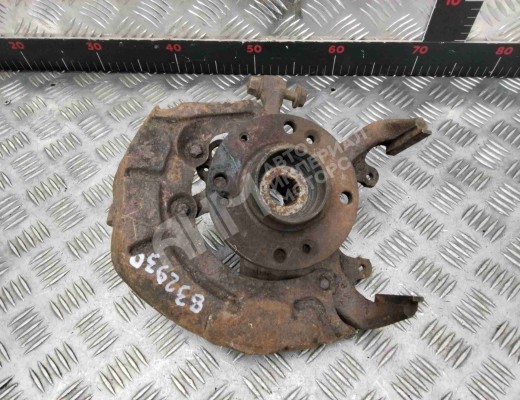 Ступица передняя правая Volkswagen Polo III (6N/6K) 1994-2002  Volkswagen Polo Polo III (6N/6K) 1994-2002
