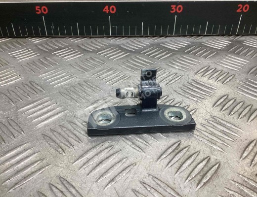 Петля двери передней правой Geely Tugella (HPBA4) 2022-2024 рестайлинг  Geely Tugella Tugella (HPBA4) 2022-2024 рестайлинг