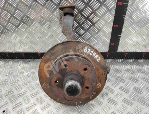 Ступица передняя правая Volkswagen Transporter T3 1980-1992  Volkswagen Transporter Transporter T3 1980-1992