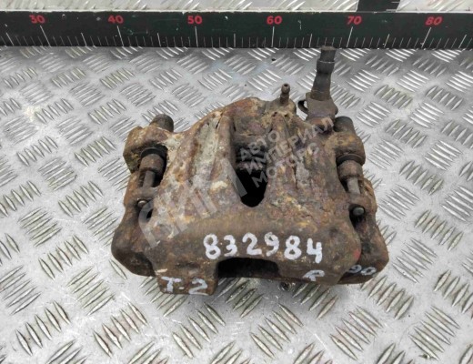 Суппорт передний правый Volkswagen Transporter T3 1980-1992  Volkswagen Transporter Transporter T3 1980-1992